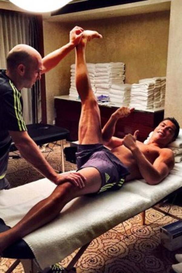 FOTOS: Así ha hecho Cristiano Ronaldo del Selfie una moda mundial