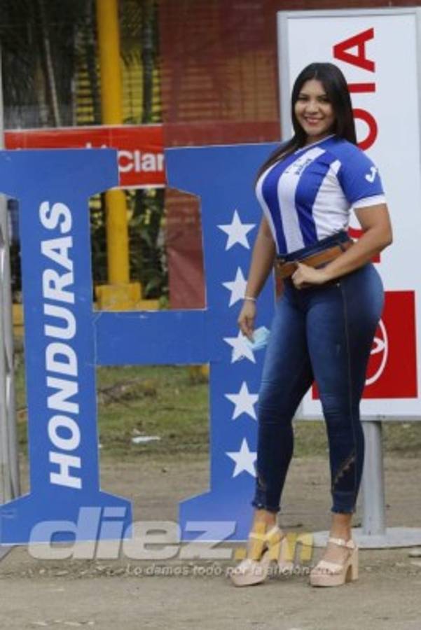 Honduras vs Panamá: El estadio Olímpico con lona, anillos de seguridad y primeros hinchas en llegar