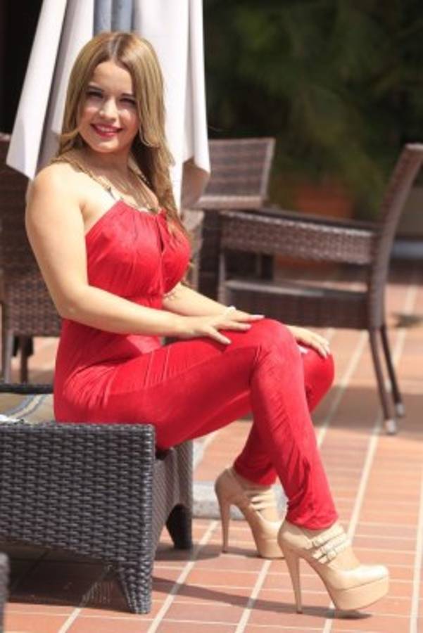 FOTOS: La belleza de Yulia Posas en 20 imágenes espectaculares