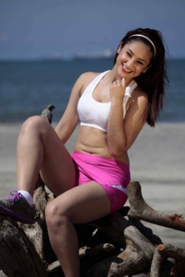 Conocé a Pamela Hernández, la bella novia del delantero de Marathón y la Selección, Diego Reyes