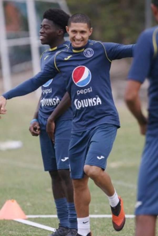 FOTOS: La 'pelea” entre Moreira y Galvaliz; el invitado al entreno de Olimpia