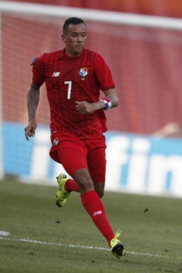 Mercado: Olimpia y Marathón se pelean a Leverón y Bayron Méndez habla de su futuro