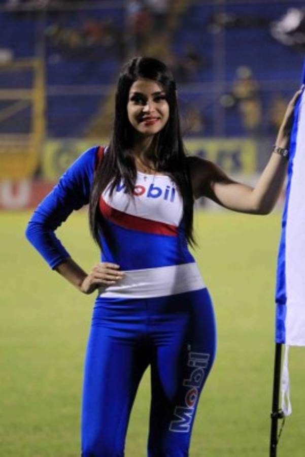 FOTOS: La Miss Honduras entre las bellas chicas que llegaron al Morazán