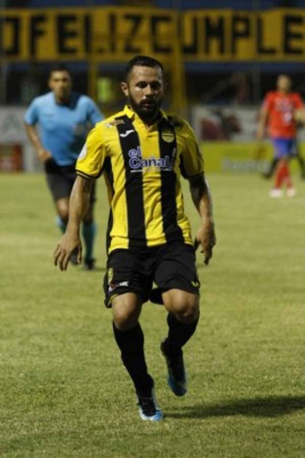 ¡Con tres cambios! El 11 con el que Real España buscaría la hazaña en el Nacional