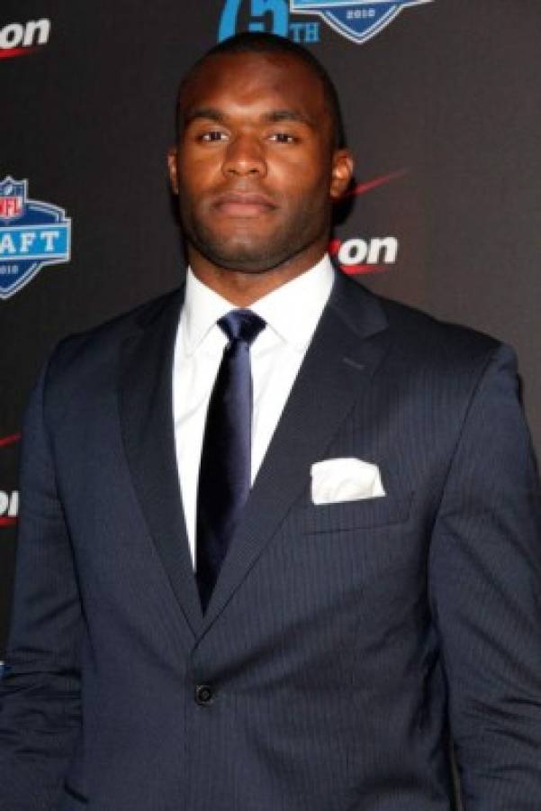 Mayron Rolle, exjugador de la NFL, ahora como médico lucha contra el coronavirus