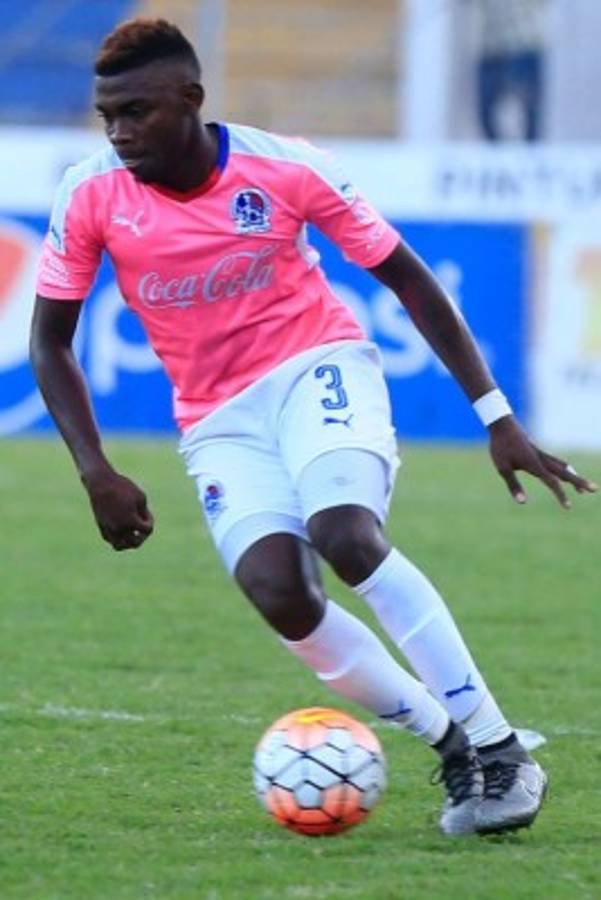 ¡ENORME! Los futbolistas que hizo debutar en Liga Nacional Héctor Vargas