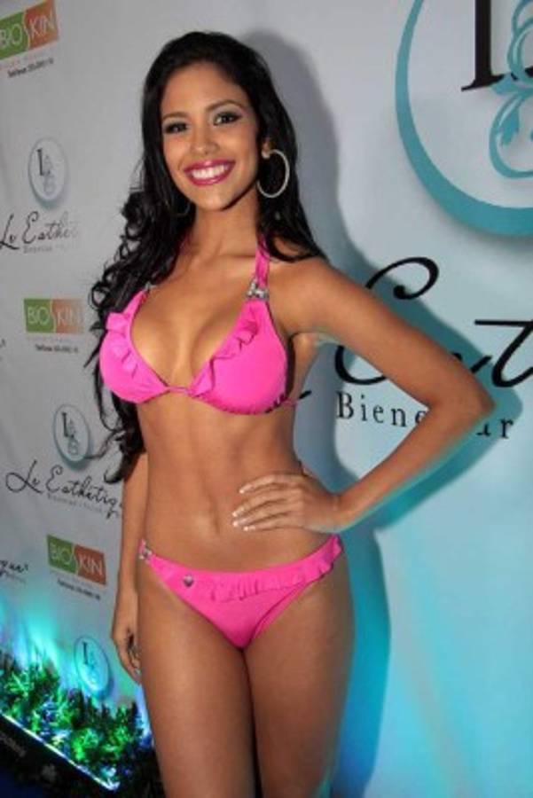 La bella presentadora deportiva Mary Gaby Sealy