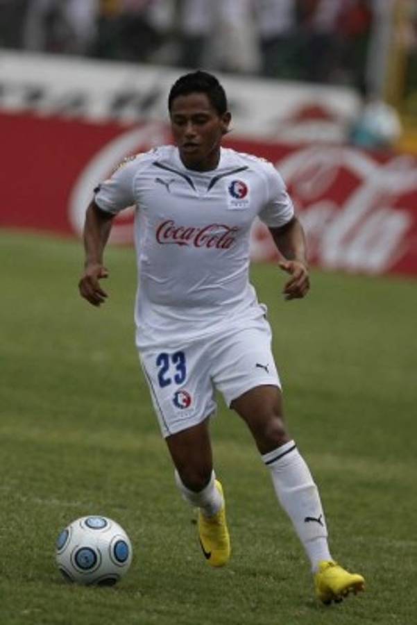 ¡Lujo! Roger Rojas elige su 11 ideal en Olimpia con futbolistas con los que ha compartido