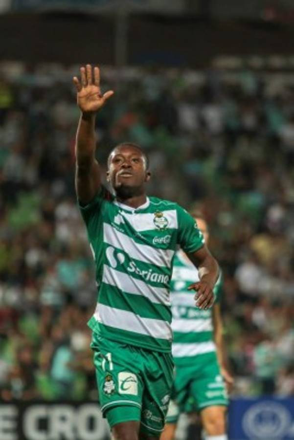 Noche de espanto en Torreón: Las tristes fotos que deja el Santos-Marathón en Champions