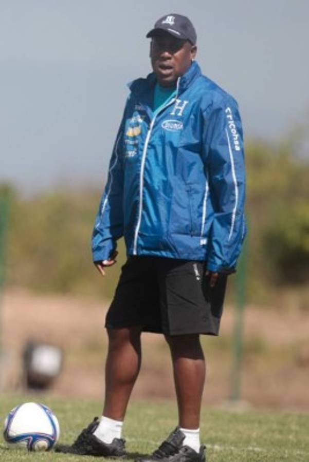 ¿Qué hacen? La realidad de los últimos técnicos que dirigieron a Honduras