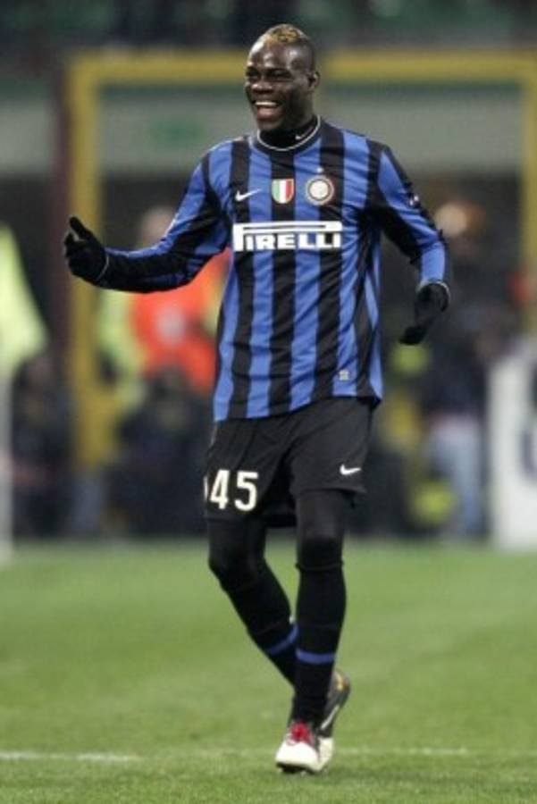 El 11 que usó el Inter de Milán en el último partido de David Suazo como neroazzurro