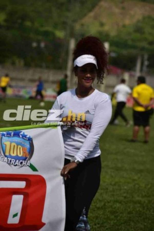 ¡Bellísimas! Final entre Real Sociedad y Olancho se llenó de lindas chicas