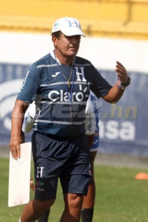 CURIOSAS: El amuleto de Pinto y los jugadores que se entrenan con Honduras