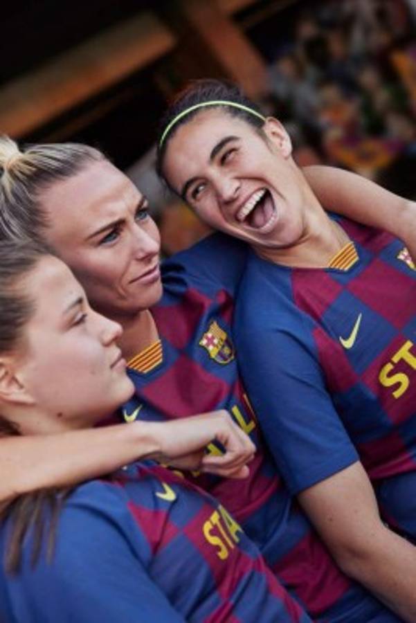 ¡A cuadros! El FC Barcelona lanza la nueva camiseta para la temporada 2019-20