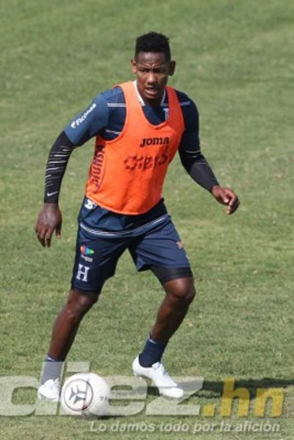 ¡EL ONCE! Así jugaría Honduras contra Costa Rica sin Choco Lozano