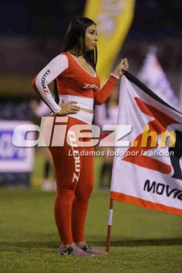 ¡Mamitas! La semifinal entre Real España y Olimpia se llenó de chicas lindas