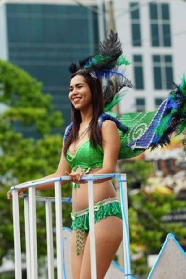 ¡Bellísimas! Las lindas chicas que se robaron las miradas en el carnaval de SPS