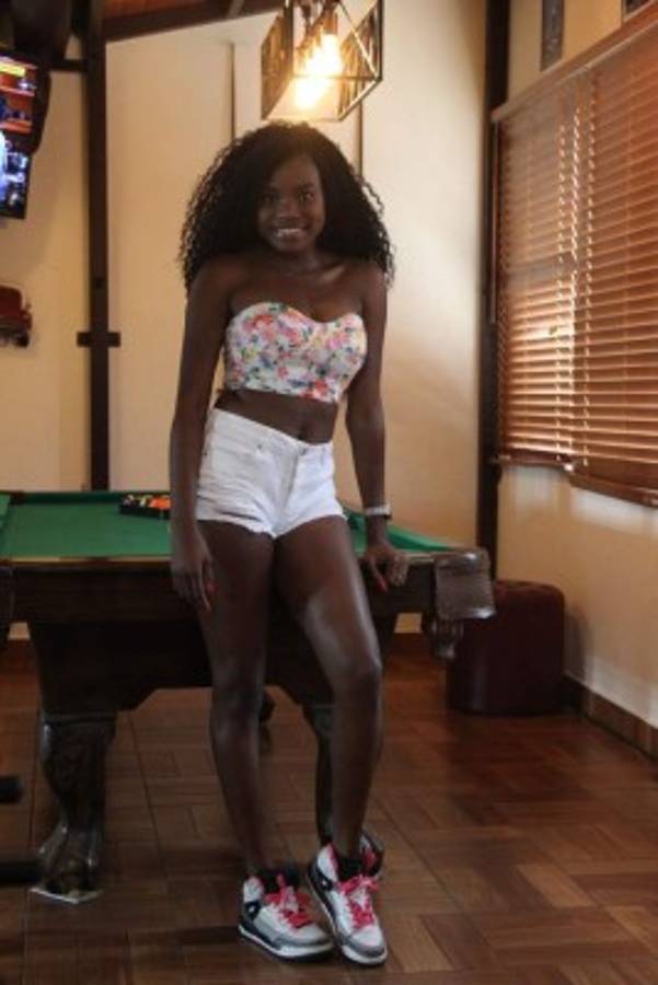 ¡LINDURA! Conocé a Lehiry, la modelo que es hermana del futbolista del Juticalpa Elmer Güity