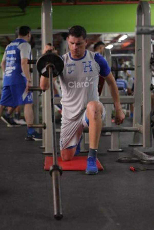 ¡A puro hierro! La Selección de Honduras se fortalece con trabajos de gimnasio