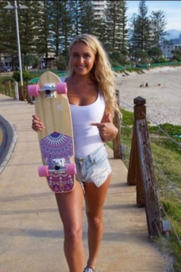 Las hermanas australianas que son surfistas y que se convirtieron en modelos para adultos