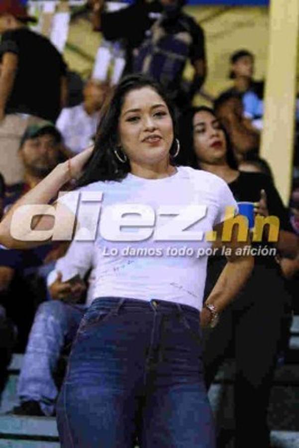 ¡Solo bellezas! Las lindas chicas que adornaron los juegos en El Progreso y San Pedro Sula