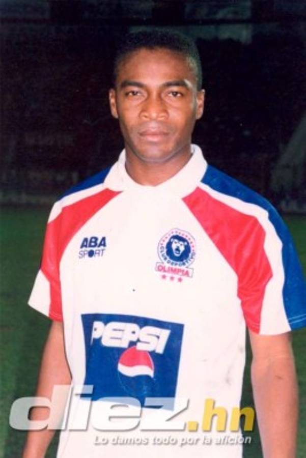 Colección de fotos históricas del Olimpia en su 103 aniversario