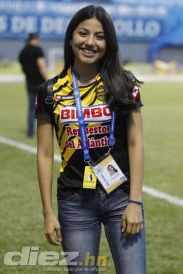 ¡Qué cositas! ¿Quién es la chica progreseña que se robó las miradas?