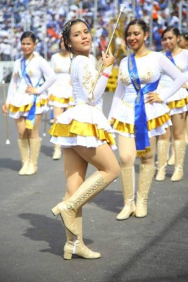 Las 15 palillonas más hermosas de los desfiles de Honduras