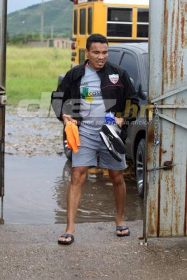 Así la pasa Julio 'Rambo' de León con Olancho FC de Liga de Ascenso