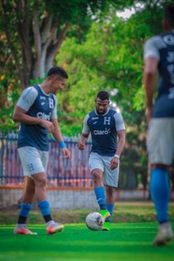 'Buba' y Menjivar se lucen, Benguché sonriente: Así fue el último entrenamiento de Honduras previo al Final Four