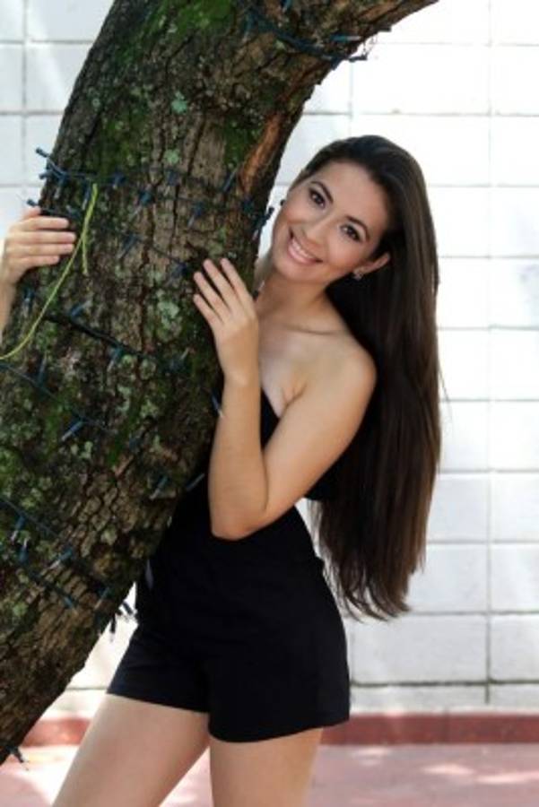 Hasta las cámaras suspiran con la ¡belleza! de Dariela Sandoval