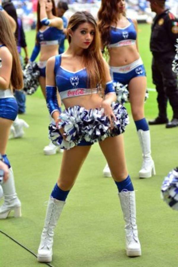 Las infartantes Rayaditas que apoyan a Alberth Elis y al Monterrey