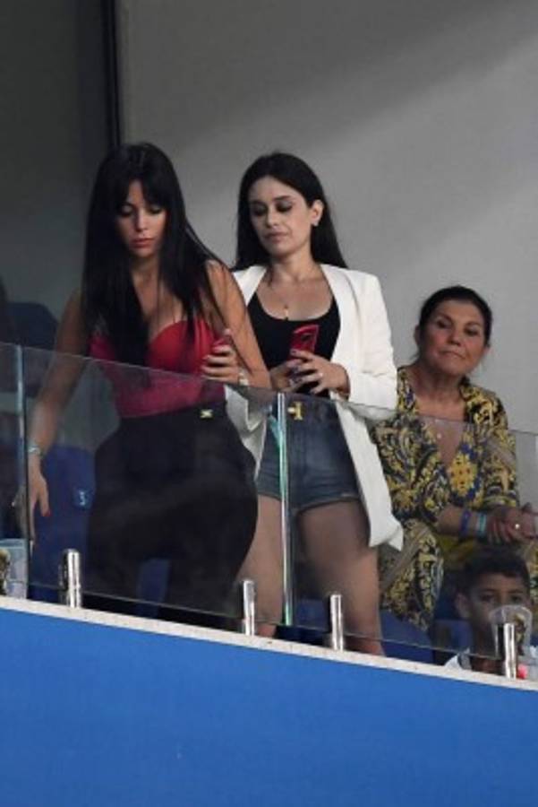FOTOS: La mujer de Cristiano con su bella amiga y las hermosas portuguesas