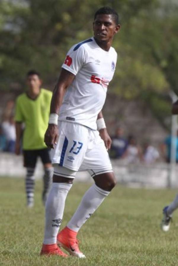 Futbolistas hondureños que iniciaron 2019 en incertidumbre por su futuro