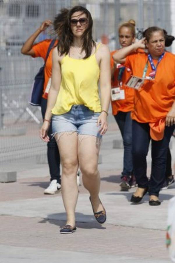 FOTOS: Las bellas chicas que calientan el juego Honduras-Portugal