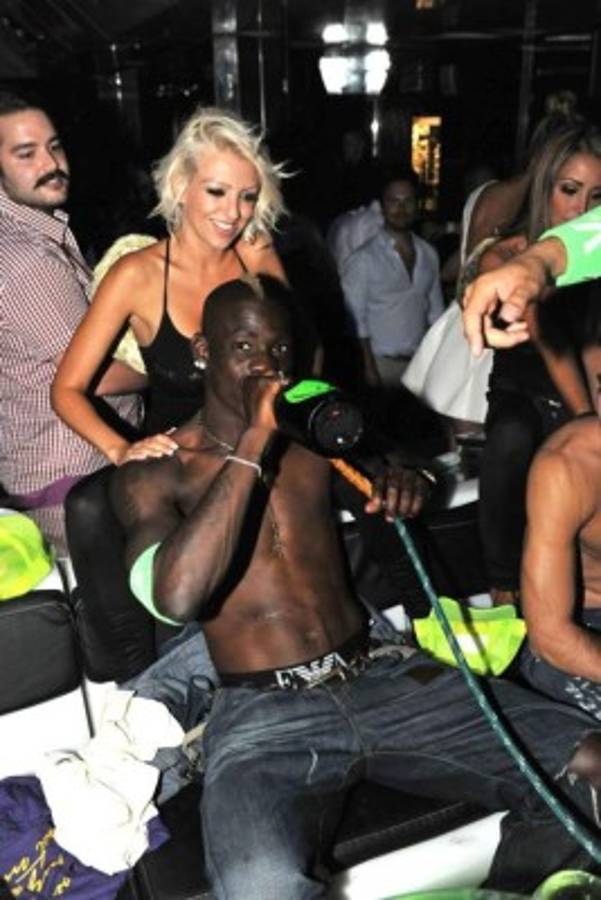 Con hondureños: Los futbolistas que lo perdieron todo por el alcohol y las mujeres