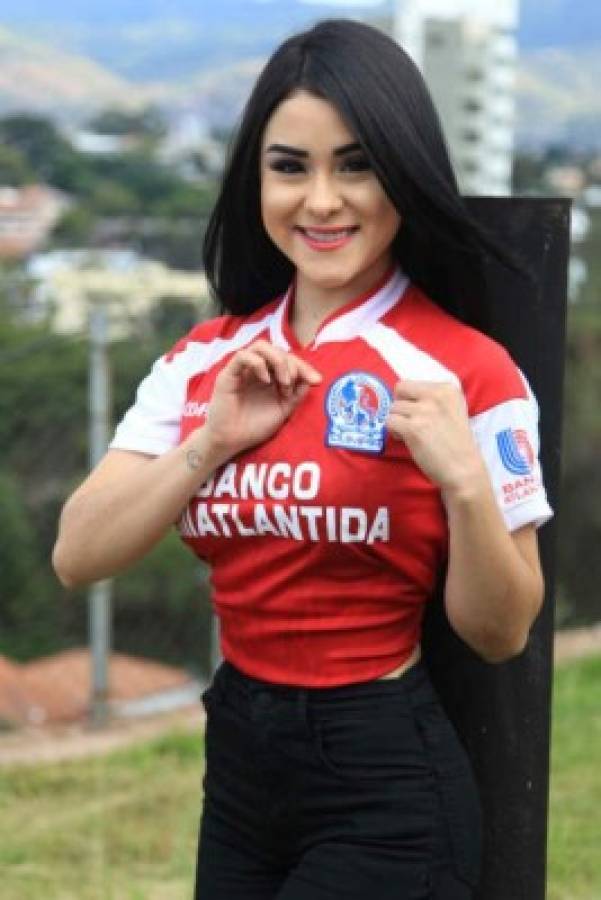 FOTOS: Ónice Flores, la hincha más hermosa del Olimpia para esta final con Motagua