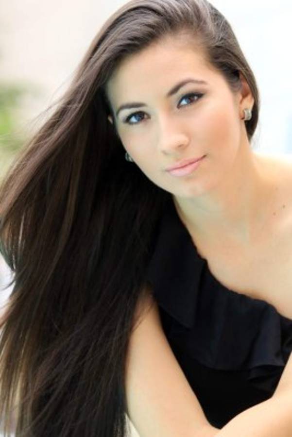 Hasta las cámaras suspiran con la ¡belleza! de Dariela Sandoval