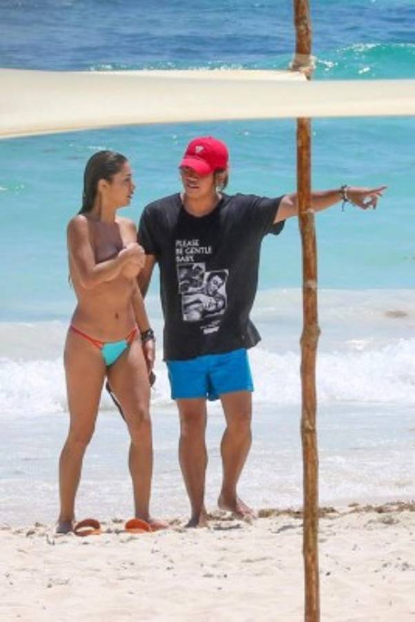 Arianny Celeste, la chica de la UFC que deslumbra en la playa