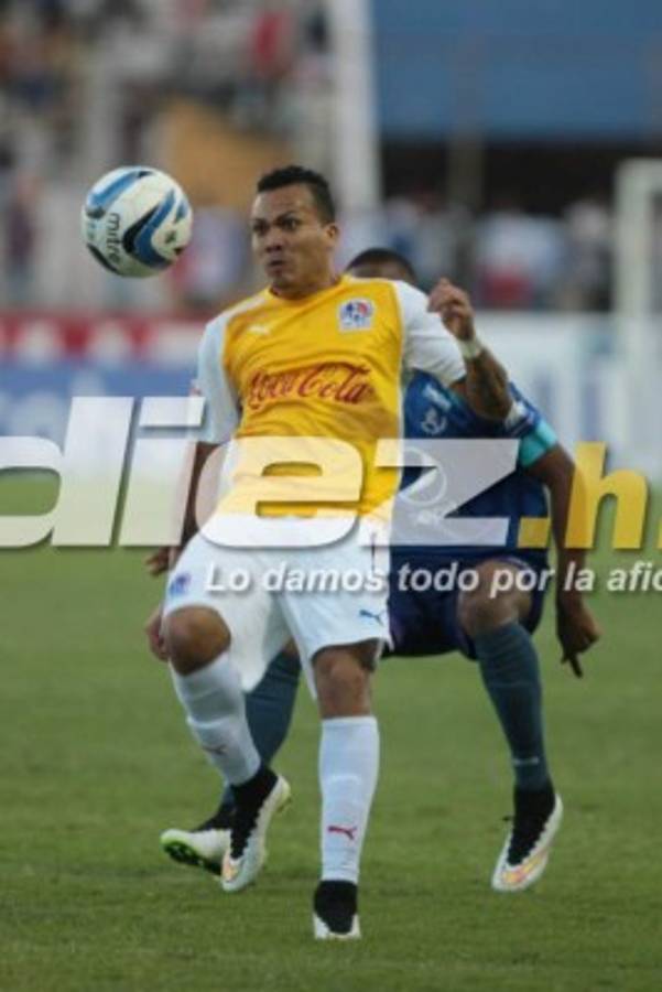 La vida de Arnold Peralta en imágenes