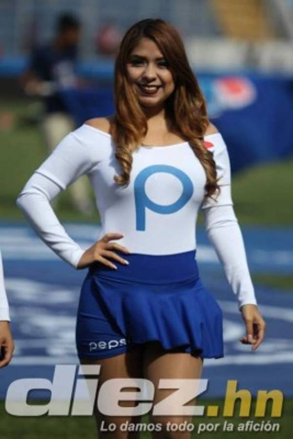 ¡Sensuales! El lado infartante del clásico Motagua-Olimpia en el estadio Nacional