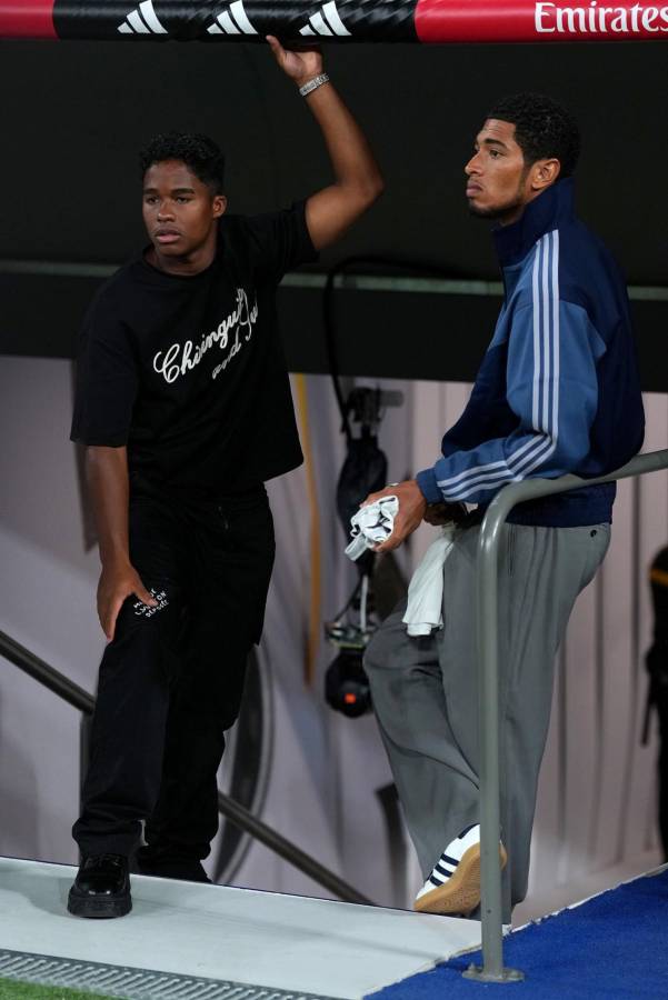 Barcelona festeja el error de Real Madrid, el premio que recibió Mbappé y la verdad sobre el polémico gol anulado a Guler