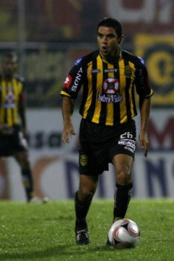 Futbolistas hondureños que se retiraron sin que te dieras cuenta