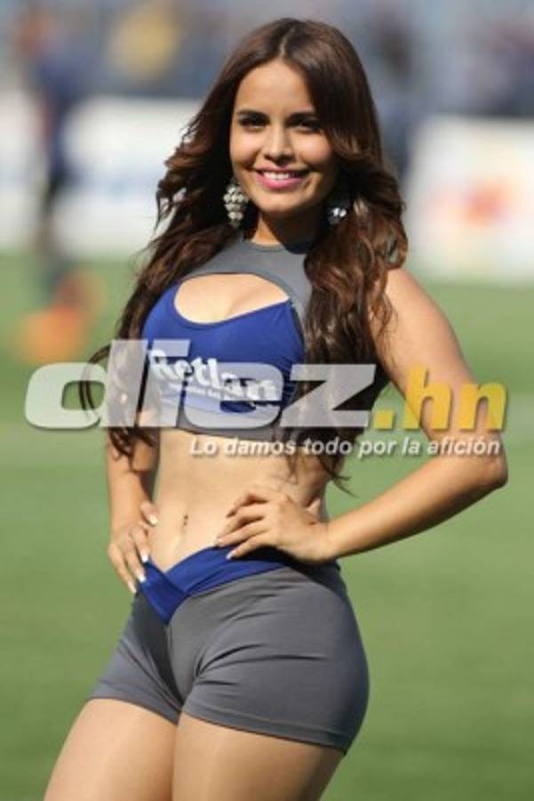 ¡Qué lindas! El lado más sexy del clásico Motagua-Olimpia en el estadio Nacional