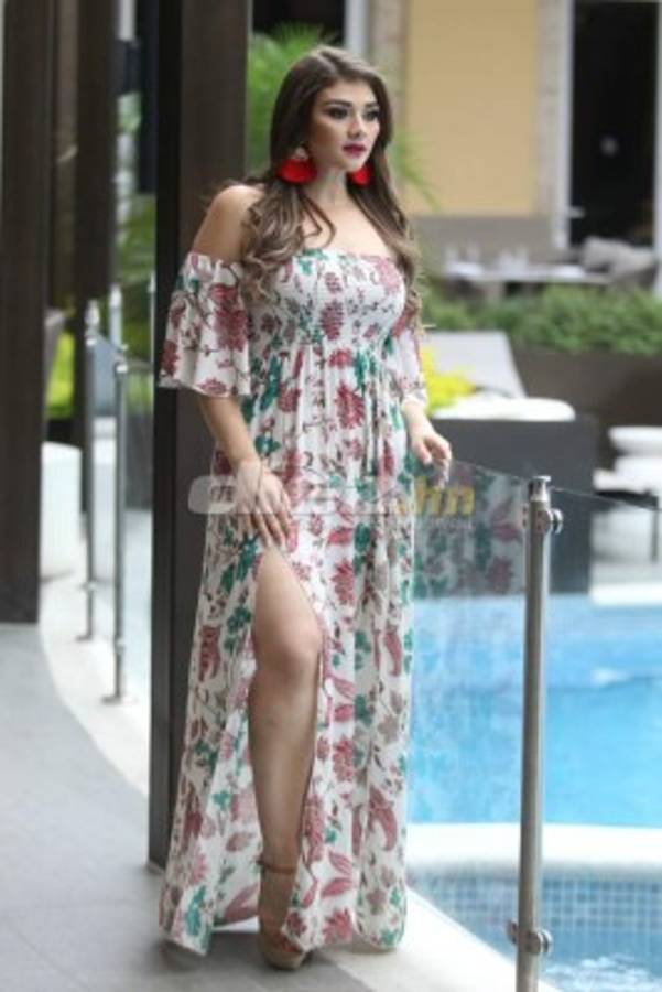 FOTOS: Así es la bella presentadora Iveht Bulnes que se confiesa en 180