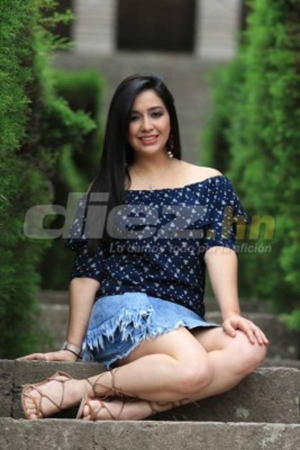 Gizelle Lanza, la sensual presentadora brasileña con corazón catracho