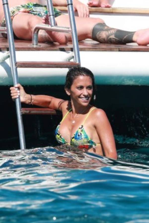 Como todo un rey: Así disfruta Messi de sus vacaciones en Ibiza, Antonela Roccuzzo deslumbra