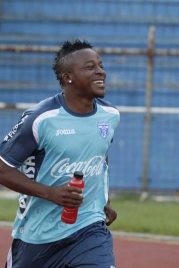 Retirados y un fallecido: La realidad de los hondureños que dieron el Aztecazo