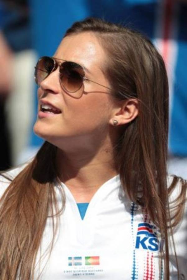 ¡Hermosas debutantes! Islandesas llenarán de belleza los estadios de Rusia