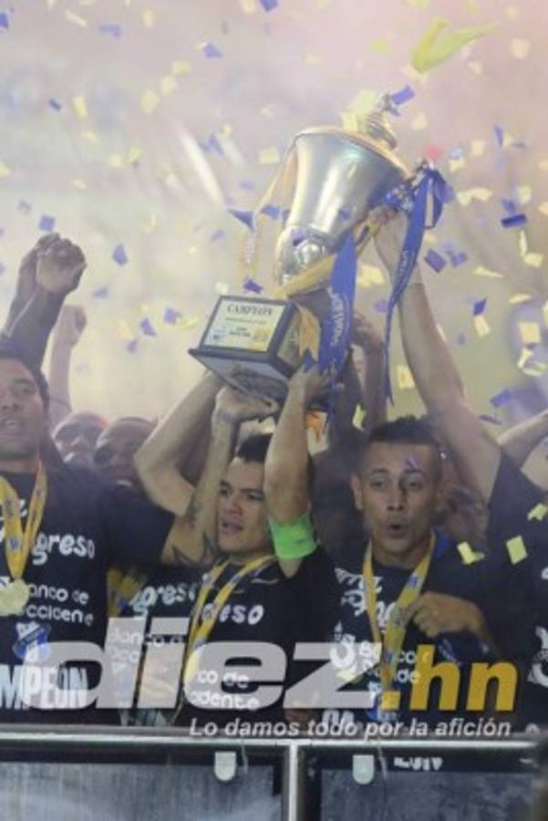 Estas son las postales inolvidables de una noche heroica para el Honduras Progreso